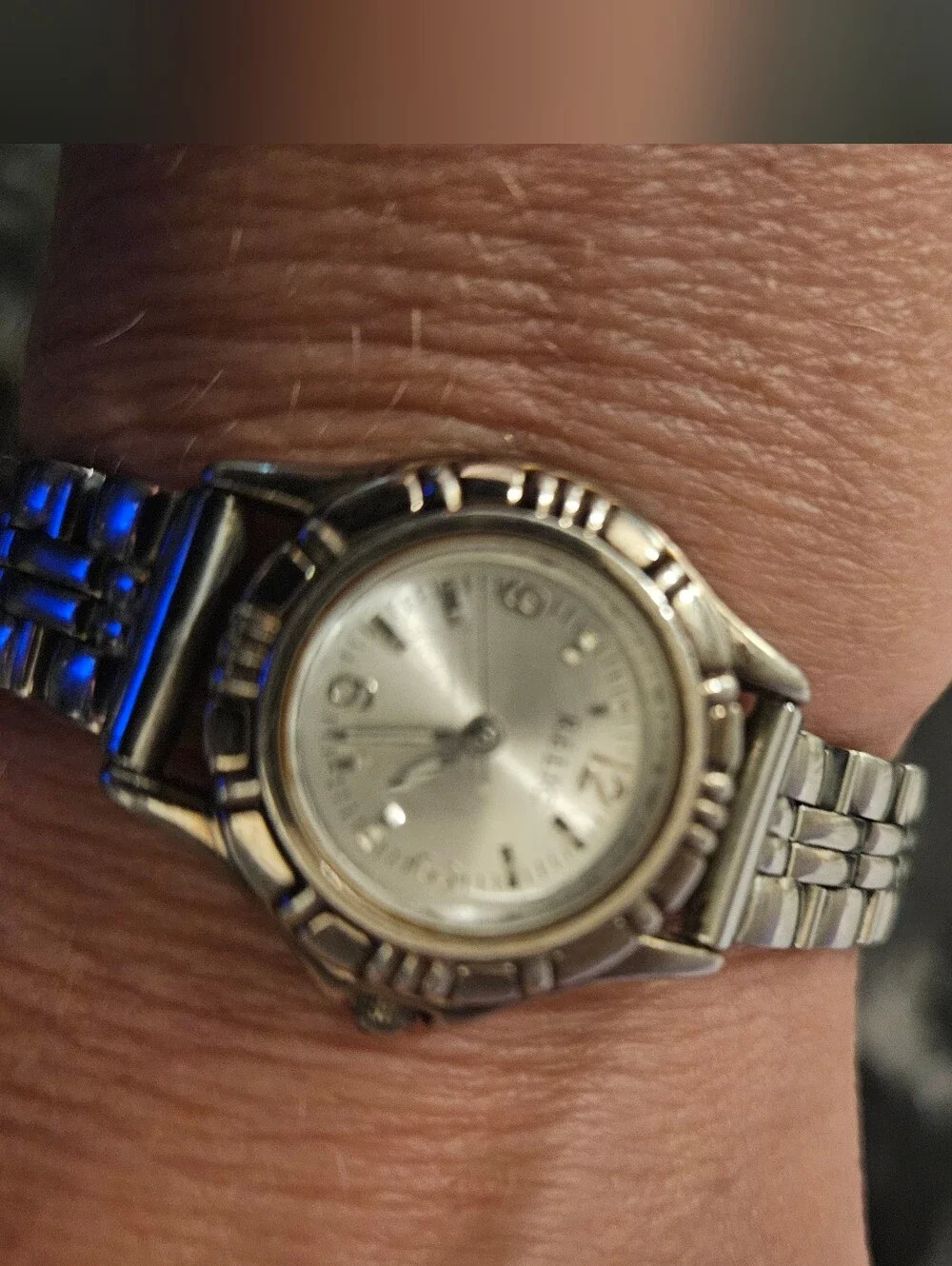Relic by Fossil Women's Silver-Tone Link Bracelet Watch ZR-33507 - New Battery!